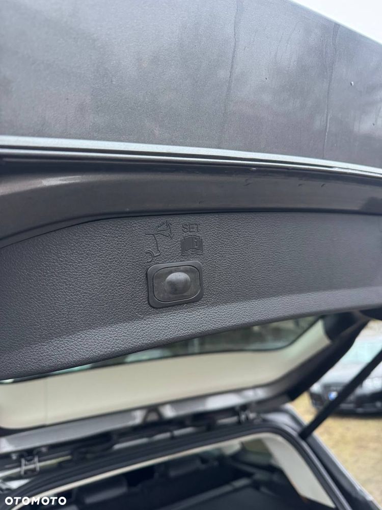 Ford Kuga 2.0 TDCi 4x4 Titanium - 12