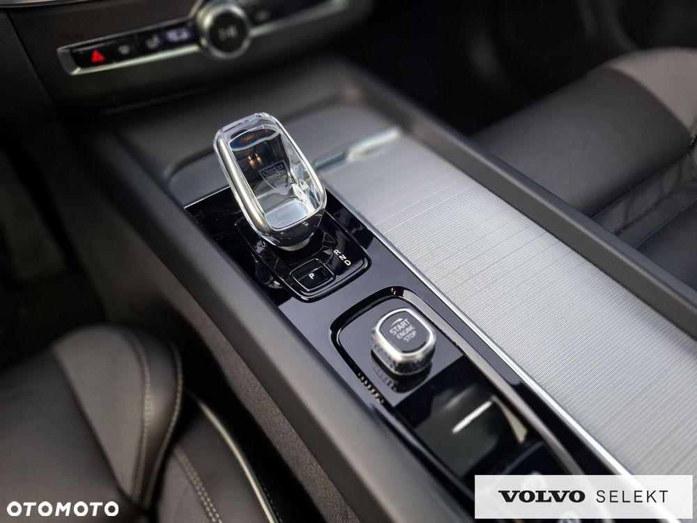 Volvo XC 60 - 25