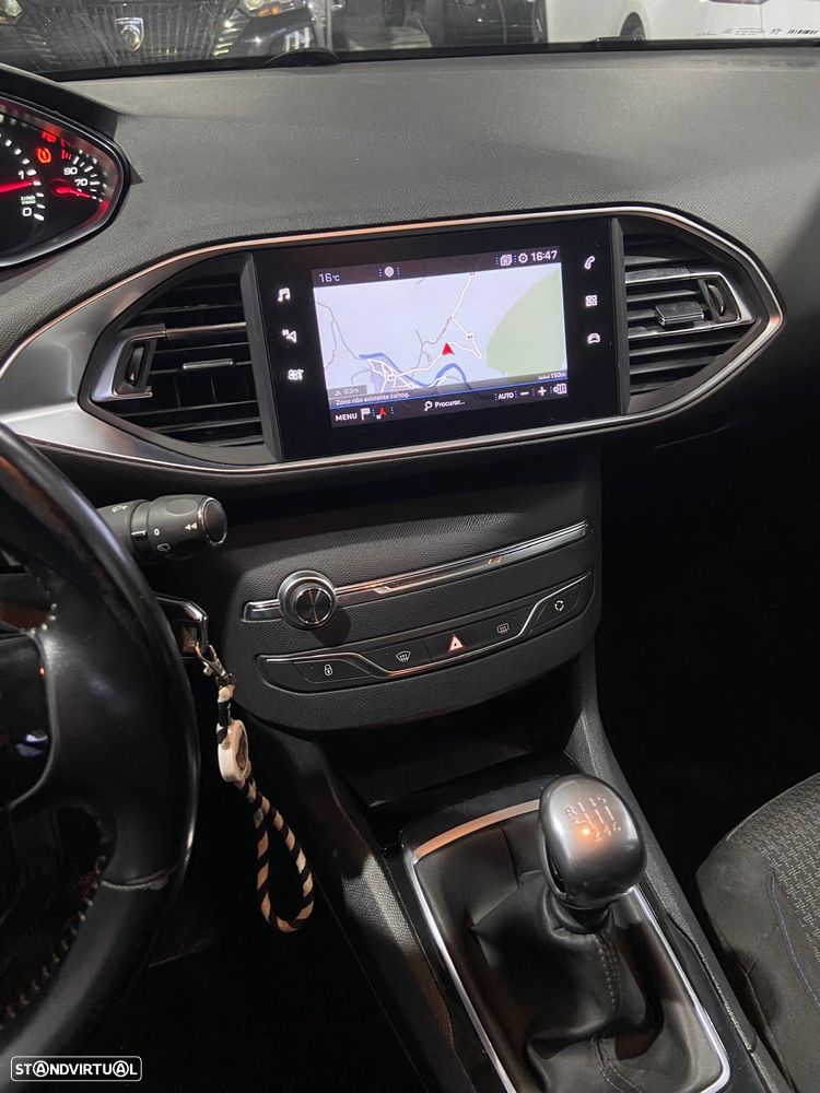 Peugeot 308 SW 1.5 BlueHDi Style - 6