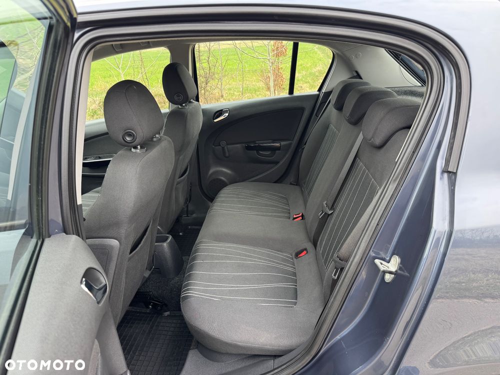 Opel Corsa 1.2 16V Edition - 8