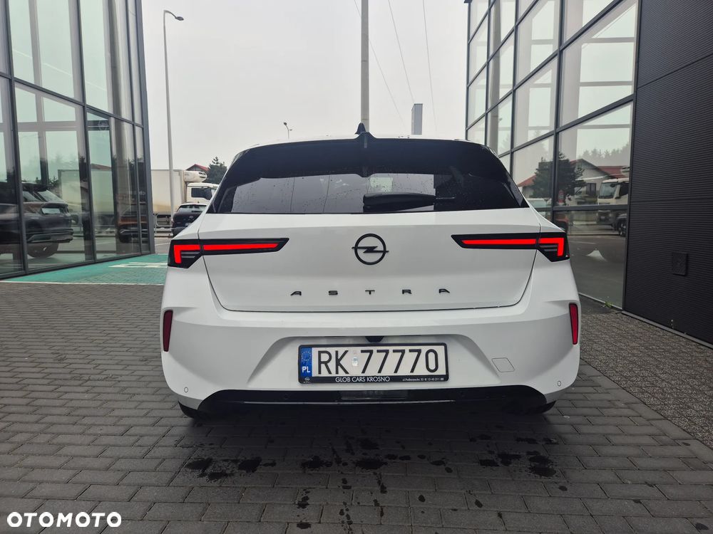 Opel Astra 1.2 T GS S&S - 4