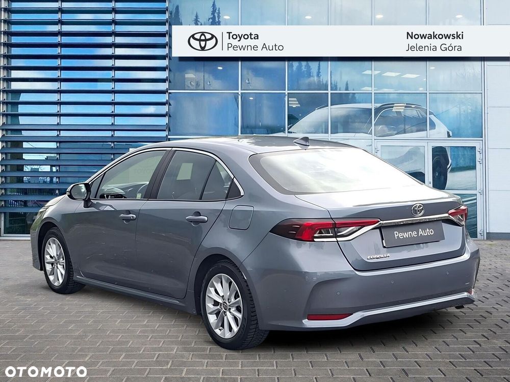Toyota Corolla - 8