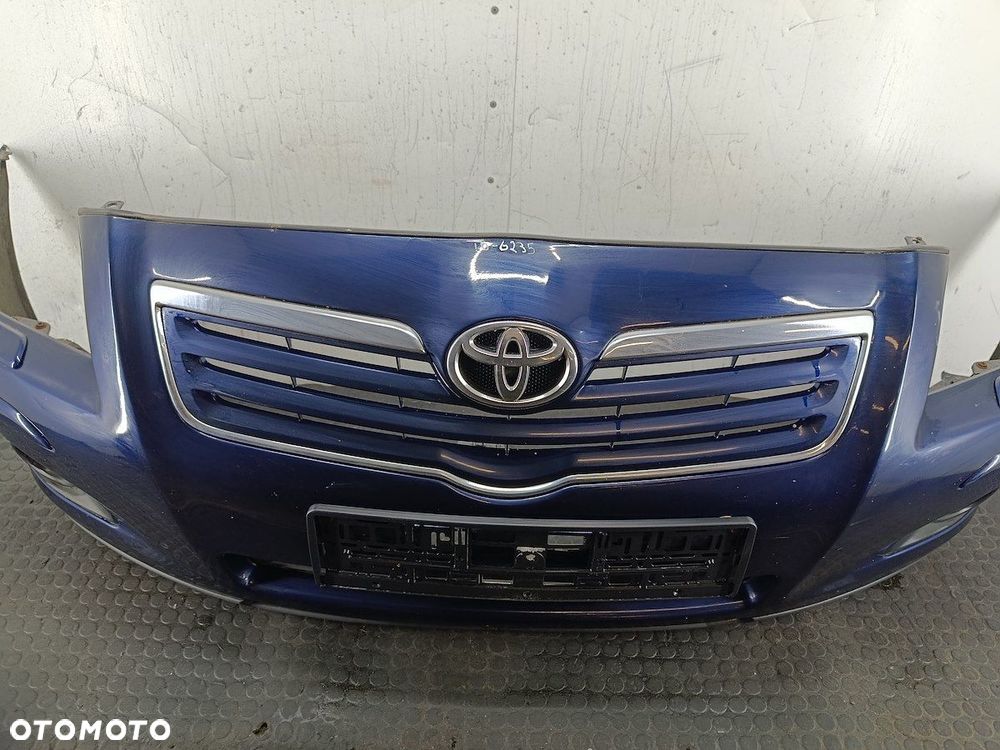 ZDERZAK PRZÓD TOYOTA AVENSIS II T25 8S6 - 4