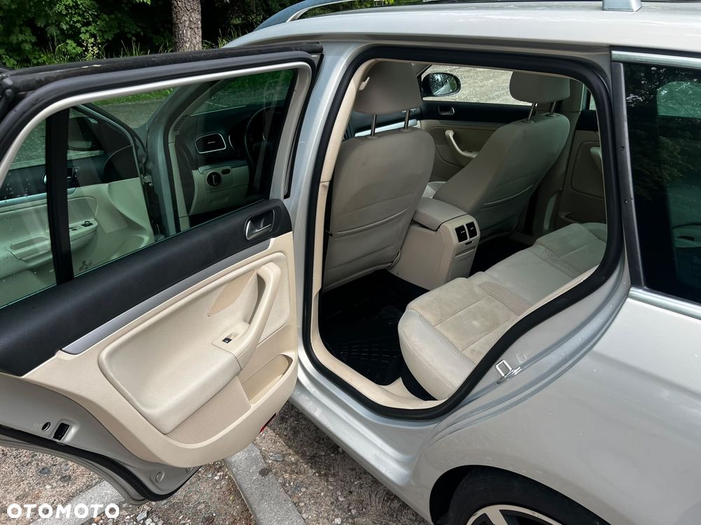 Volkswagen Golf 2.0 TDI 4Mot Highline - 5