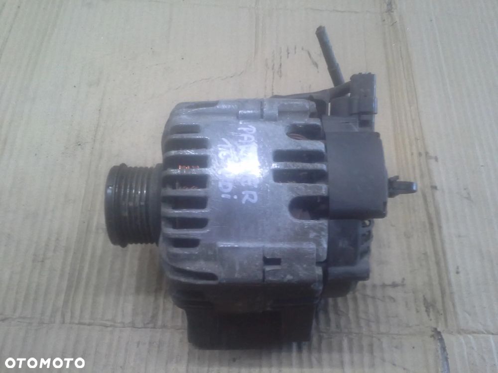 Alternator Peugeot Partner 1.6 HDi - 1