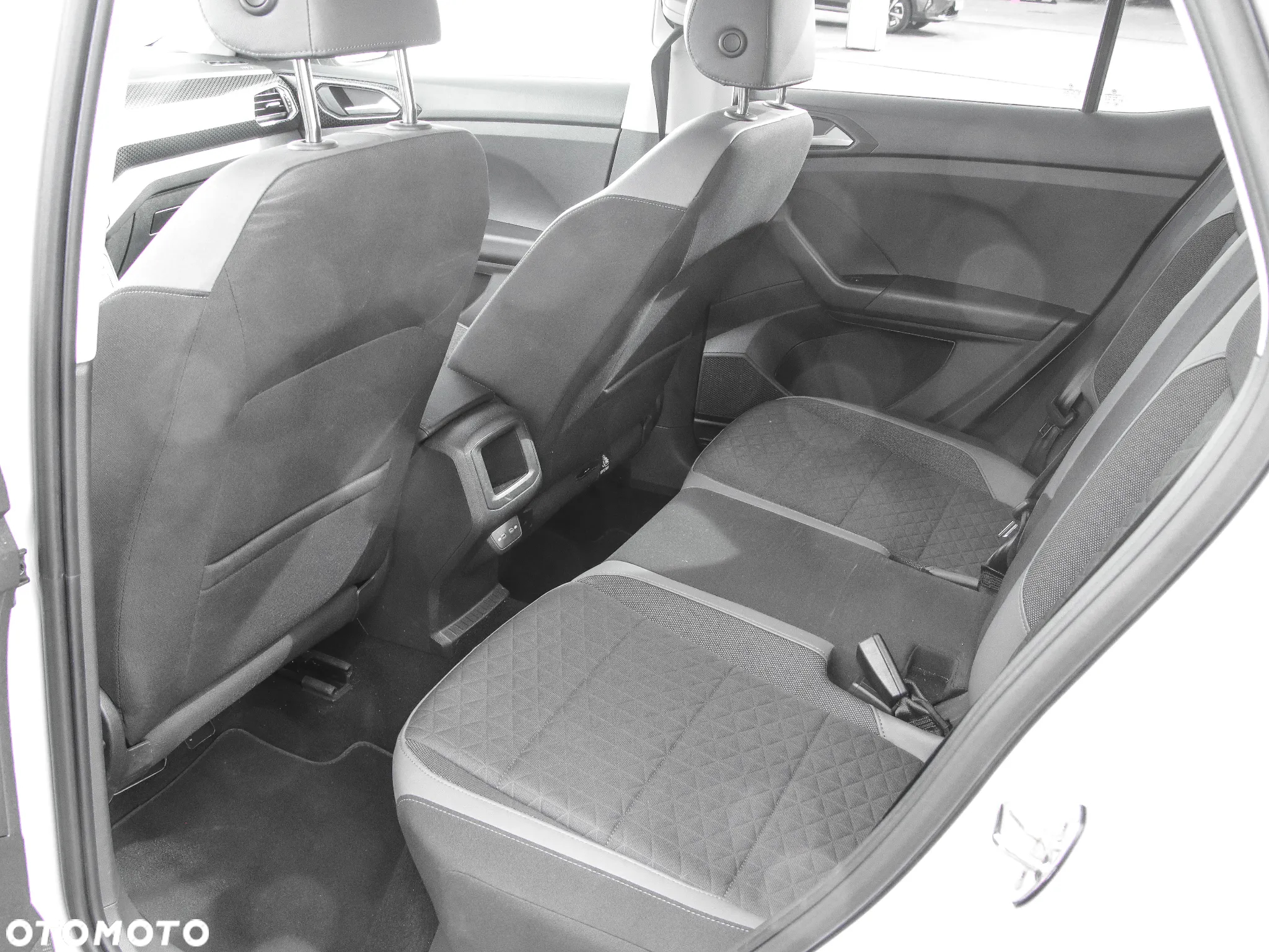 Volkswagen T-Cross 1.0 TSI Style - 11