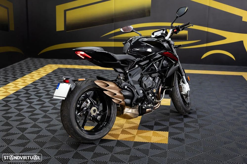 MV Agusta Brutale - 4