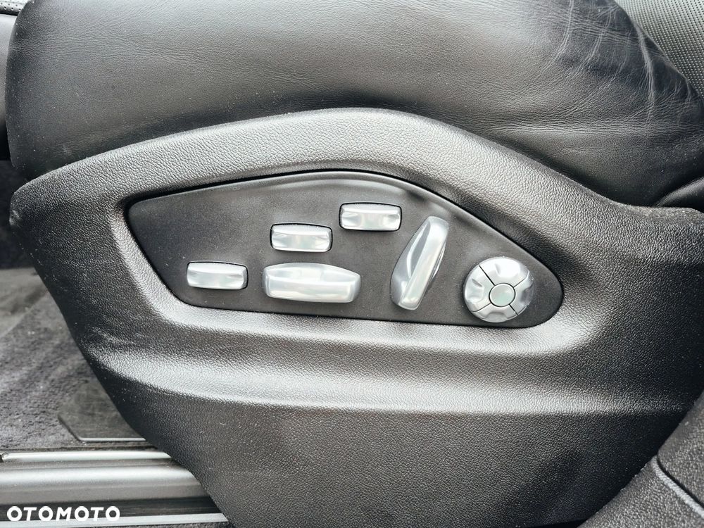 Porsche Cayenne E-Hybrid - 9