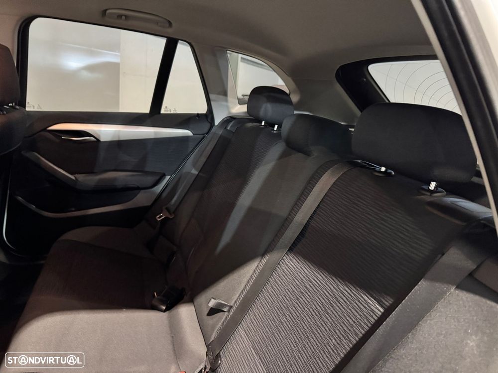 BMW X1 16 d sDrive Line Sport - 39