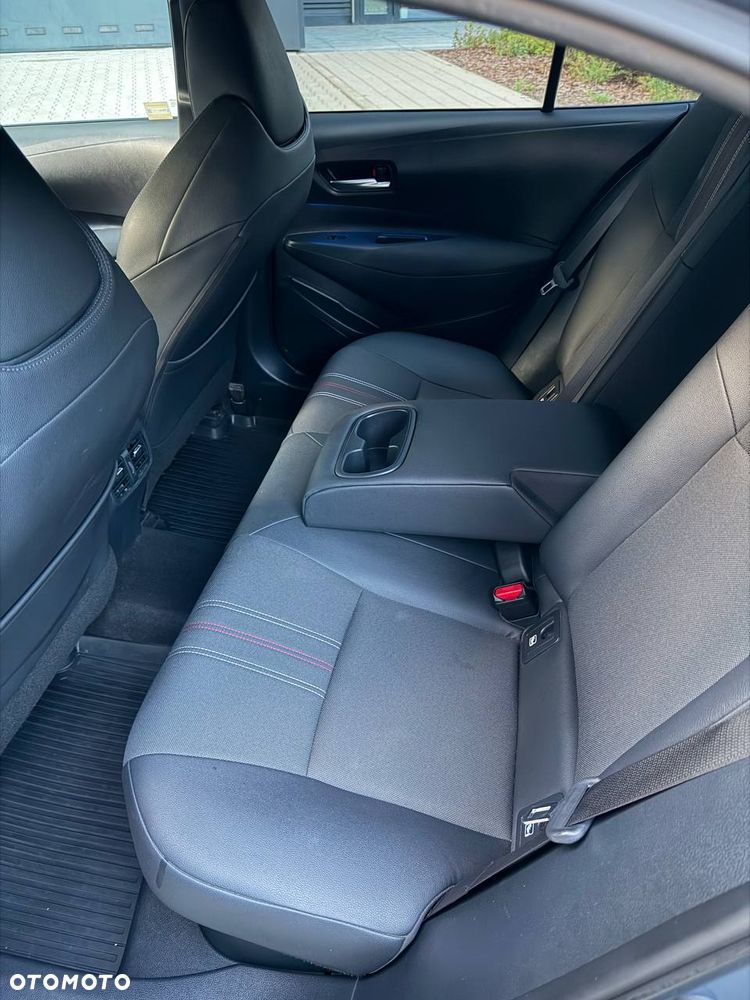 Toyota Corolla - 11