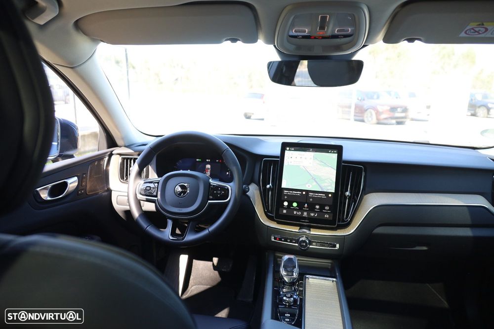 Volvo XC 60 T6 AWD Plus Bright - 22