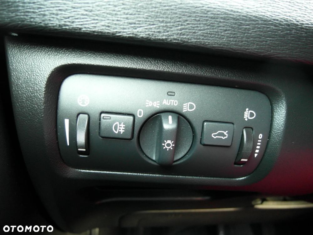 Volvo V40 D2 Kinetic - 35