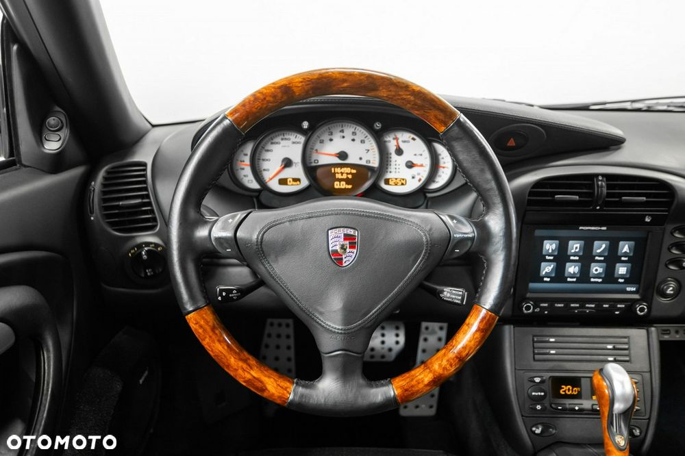 Porsche 911 - 19