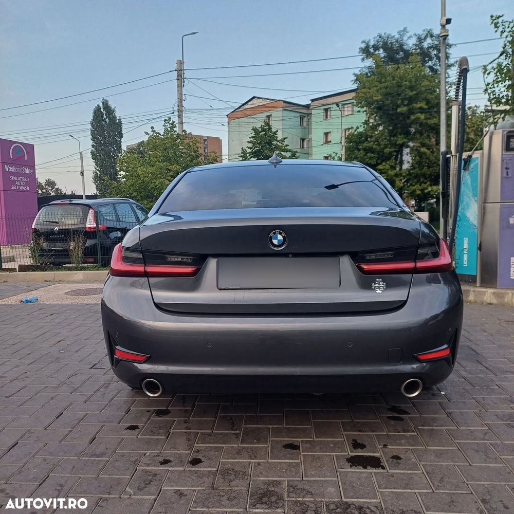 BMW Seria 3 320d xDrive AT - 3