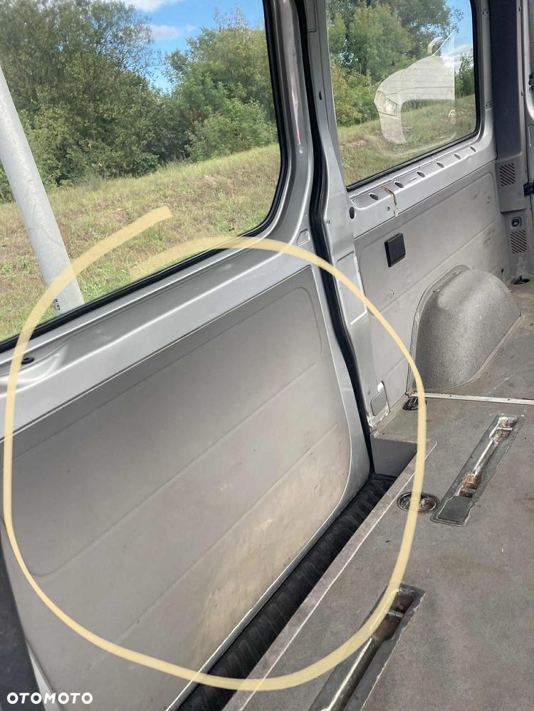 Mercedes sprinter 906 / VW Crafter - 10