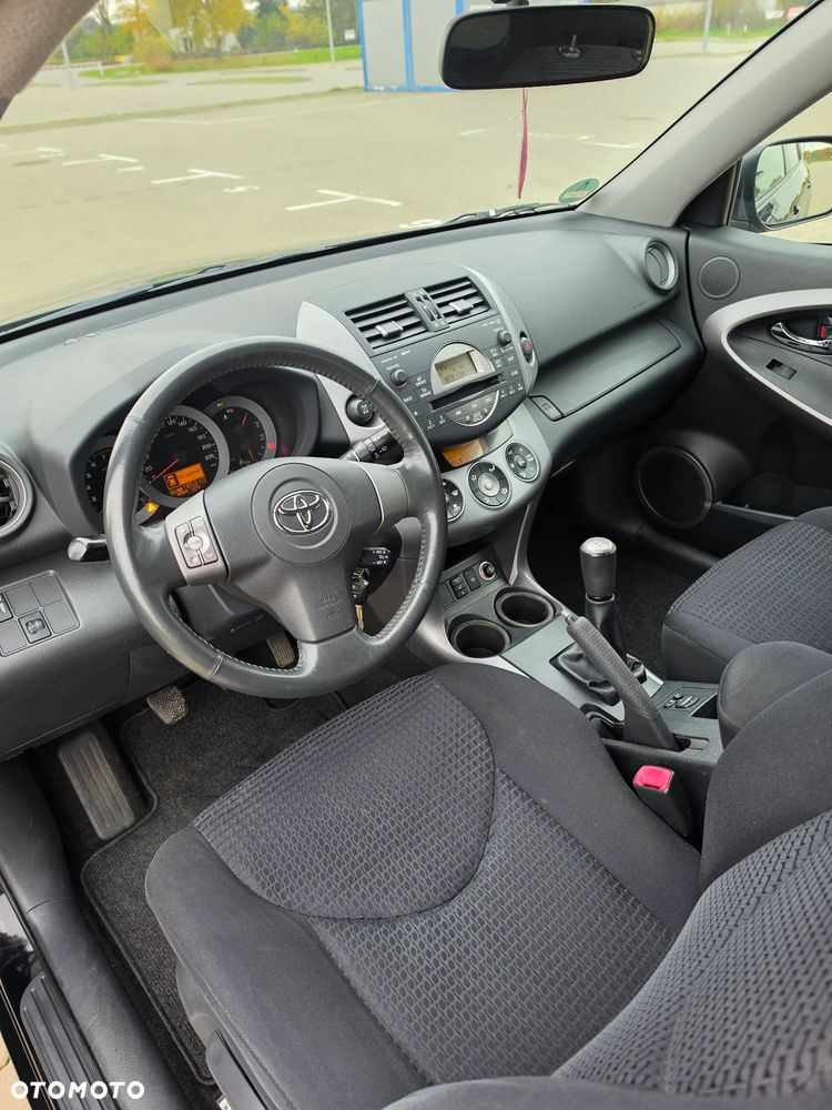 Toyota RAV4 2.0 4x4 Travel - 20