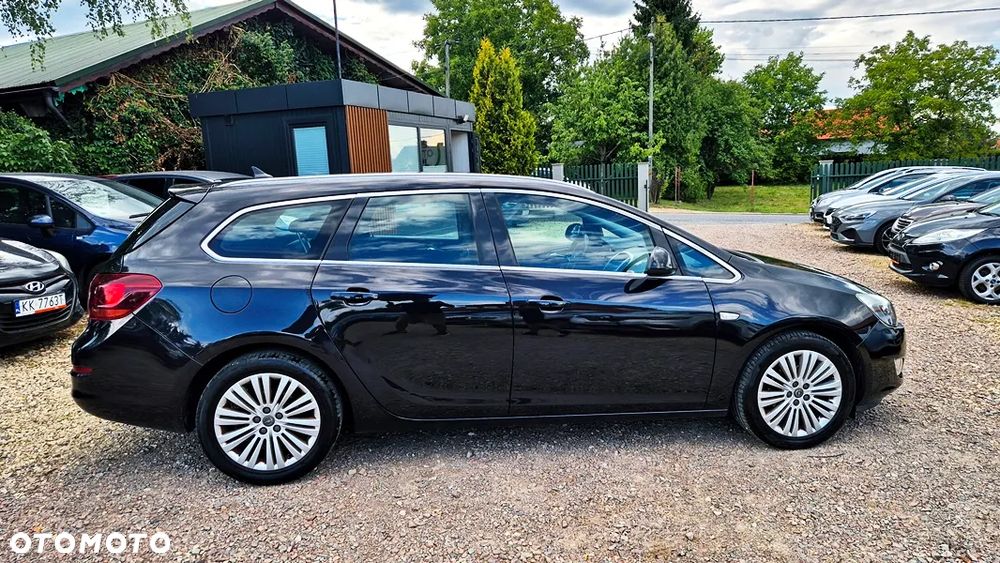 Opel Astra 1.4 T Cosmo - 11