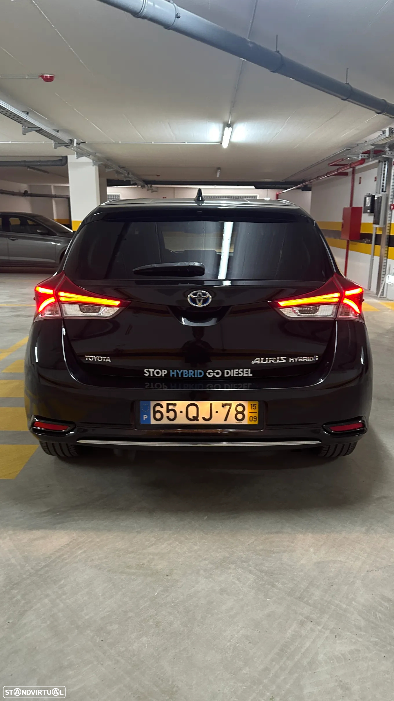 Toyota Auris 1.8 HSD Sport - 2