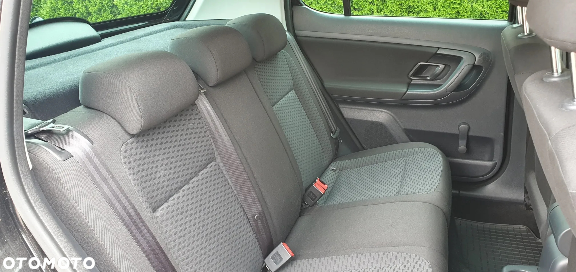 Skoda Fabia 1.2 TSI Ambiente - 35