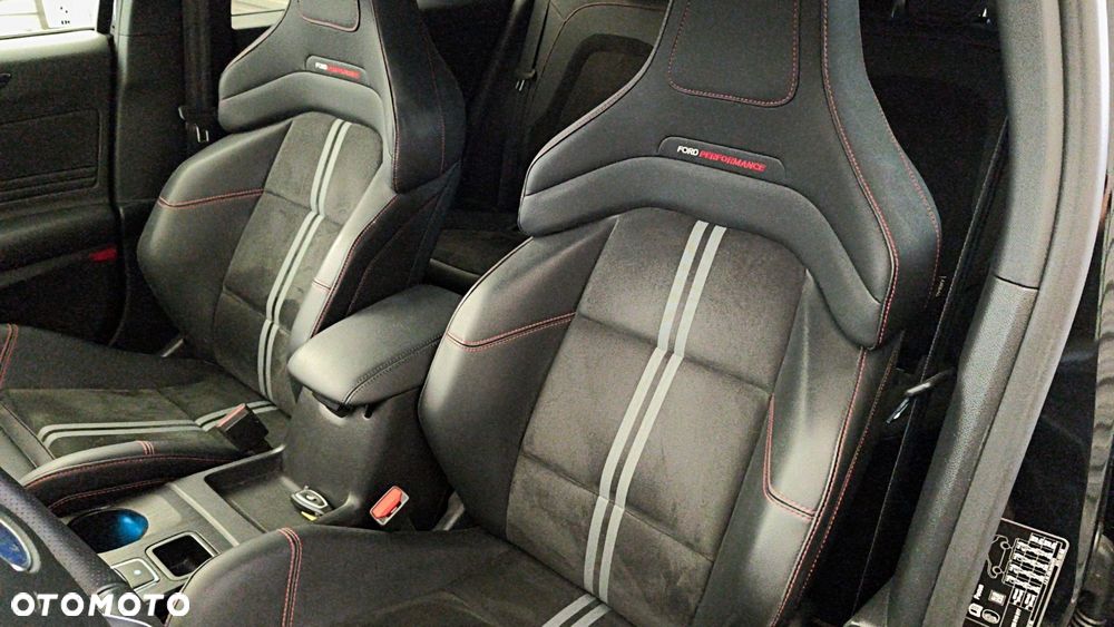 Ford Focus 2.3 EcoBoost ST X - 11