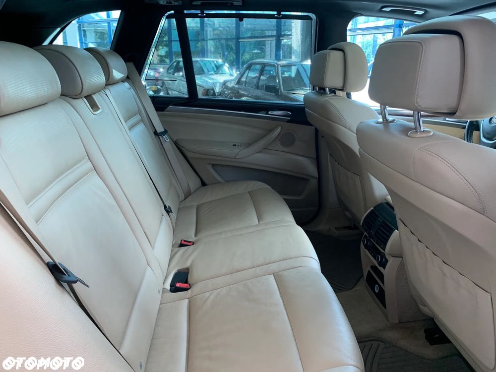 BMW X5 xDrive30i - 15