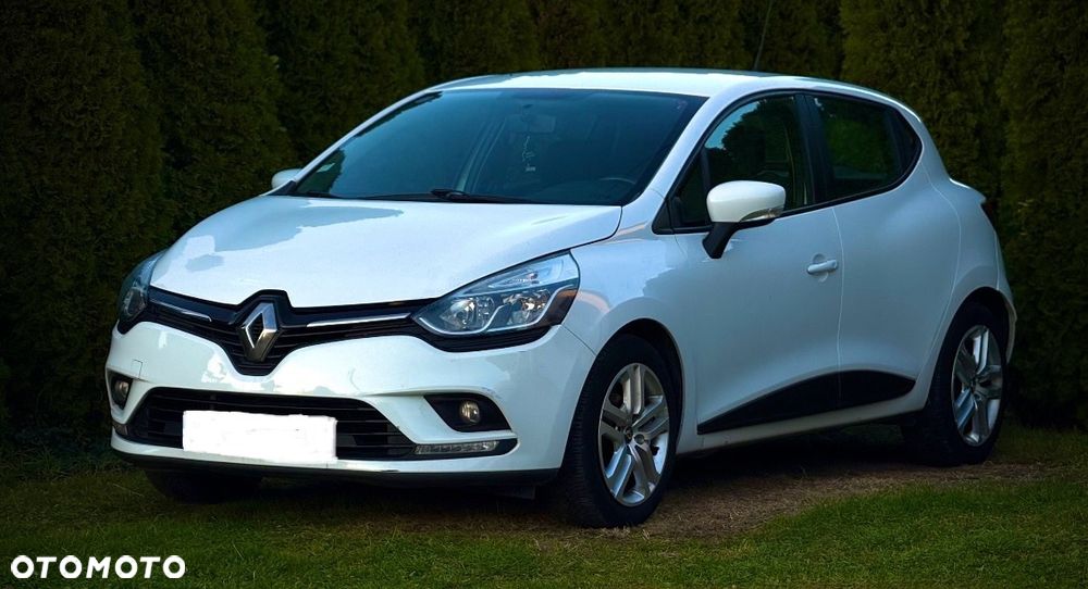 Renault Clio - 1