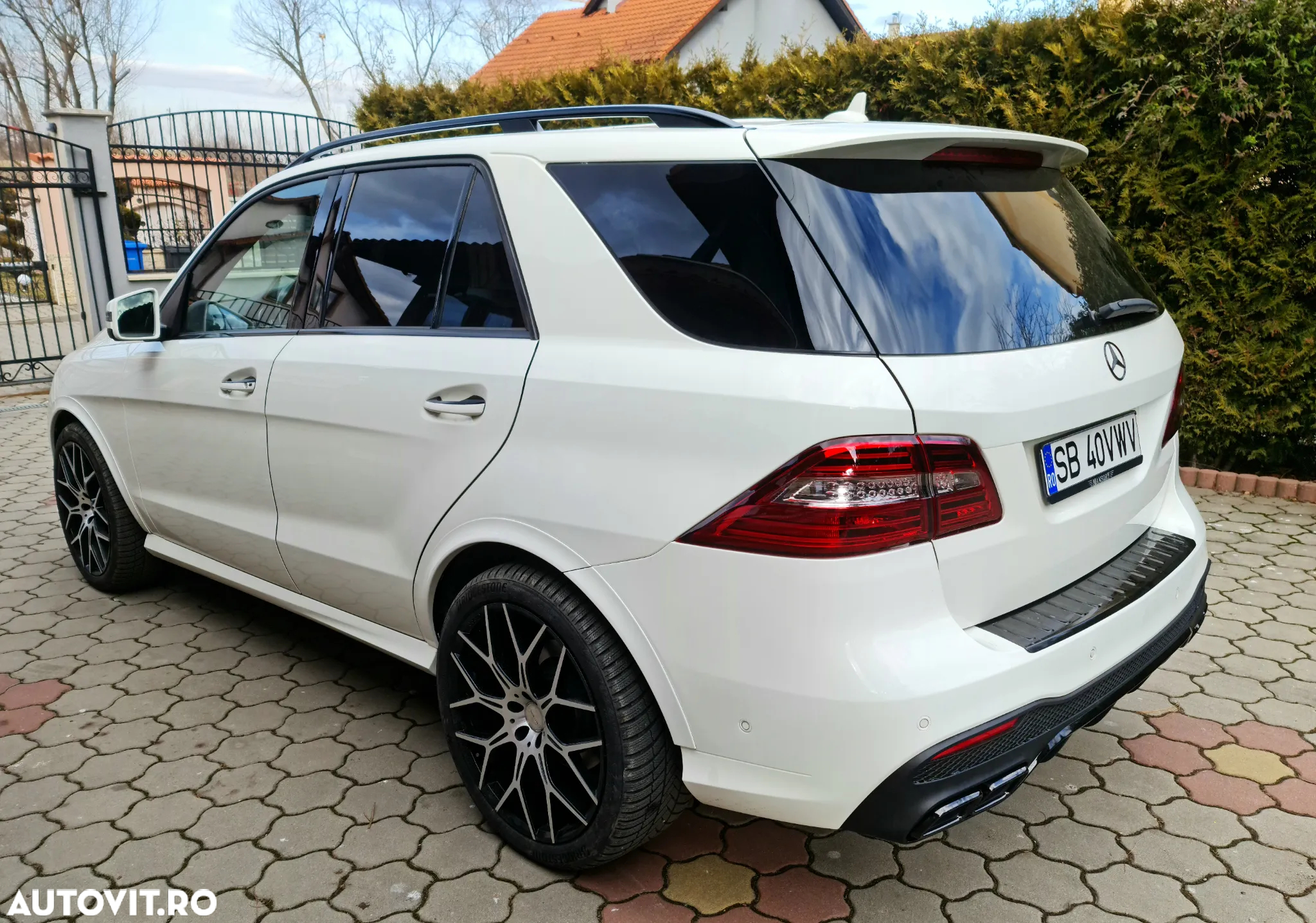 Mercedes-Benz ML 350 BlueTEC 4MATIC 7G-TRONIC - 27