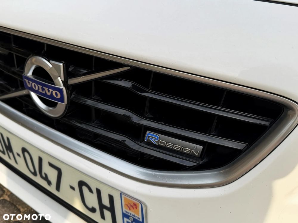 Volvo V40 D2 R Design - 23