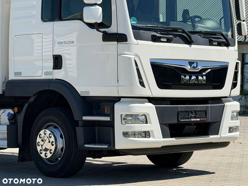 MAN TGM 15.250 / KONTENER / WINDA / 18 EUROPALET / SYPIALKA / AUTOMAT / EURO 6 / 2019 ROK / 7 505 KG ŁADOWNOŚCI / SPROWADZONY - 14