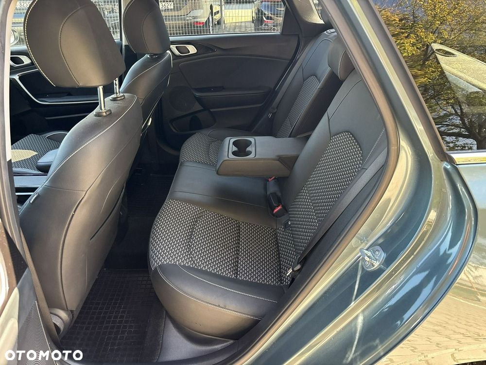 Kia Ceed 1.5 T-GDI L DCT - 19