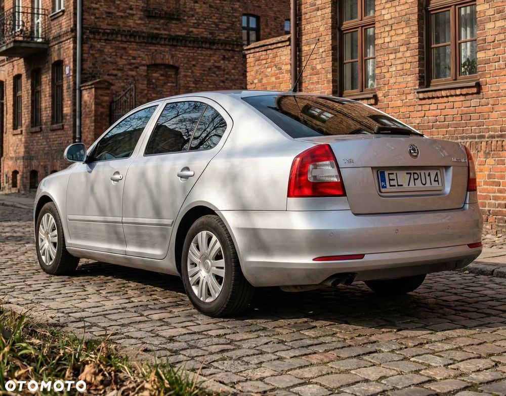Skoda Octavia 1.4 TSI Ambiente - 8