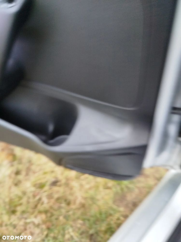 Volkswagen Polo 1.4 16V Comfortline - 21