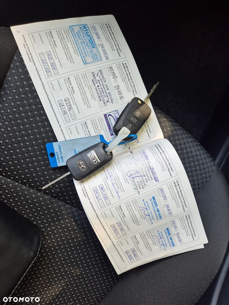 Hyundai i30 1.4 FIFA WM Edition - 23