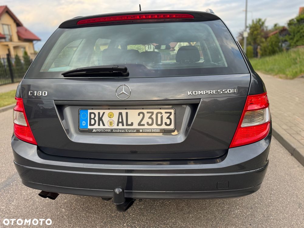Mercedes-Benz Klasa C 180 Kompressor BlueEFFICIENCY Elegance - 12