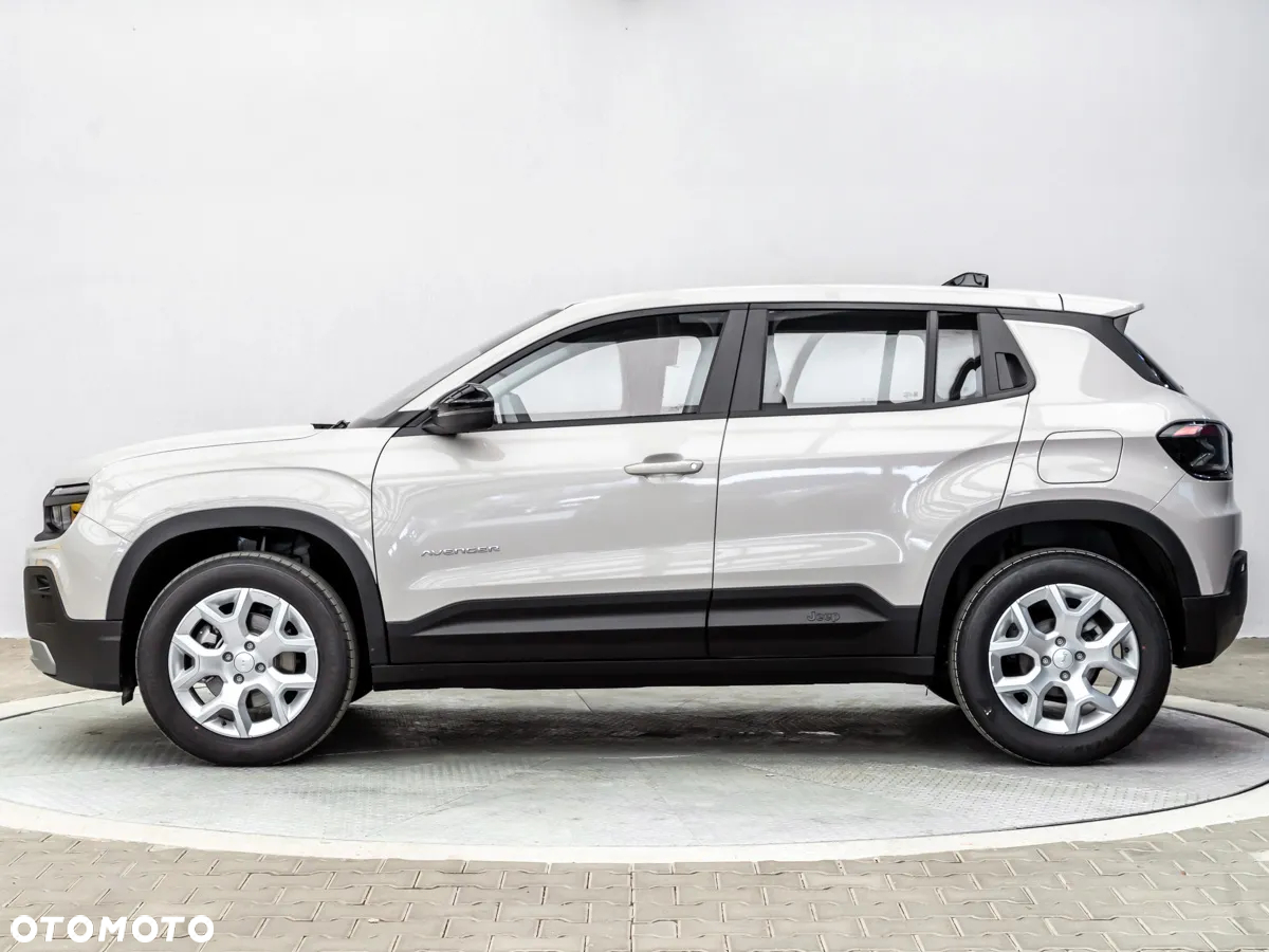 Jeep Avenger 1.2 T3 mHEV Altitude FWD eDCT6 - 2
