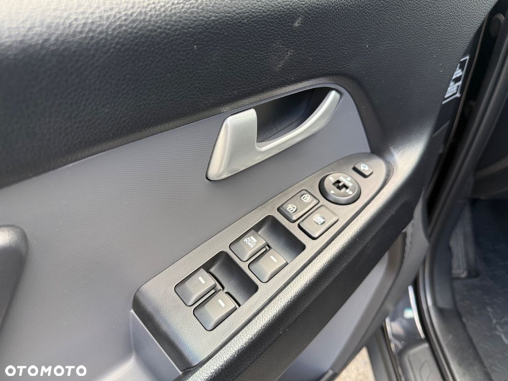 Kia Sportage 2.0 CRDI AWD Spirit - 14