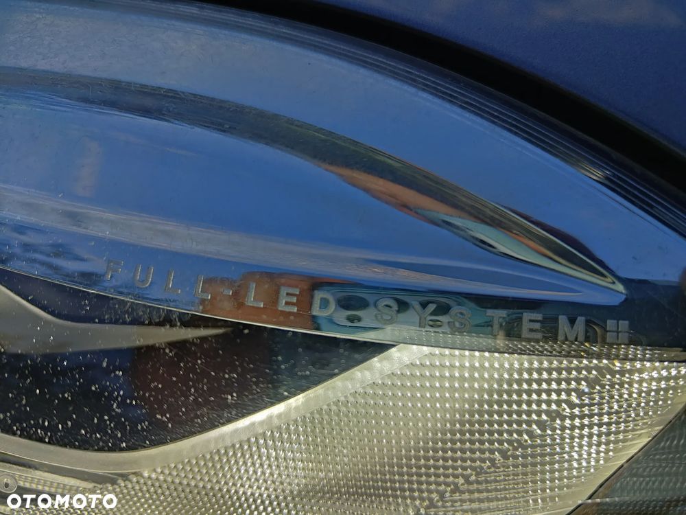 Volvo V40 D3 Momentum - 14