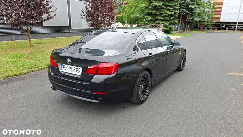 BMW Seria 5 2011 photo 4