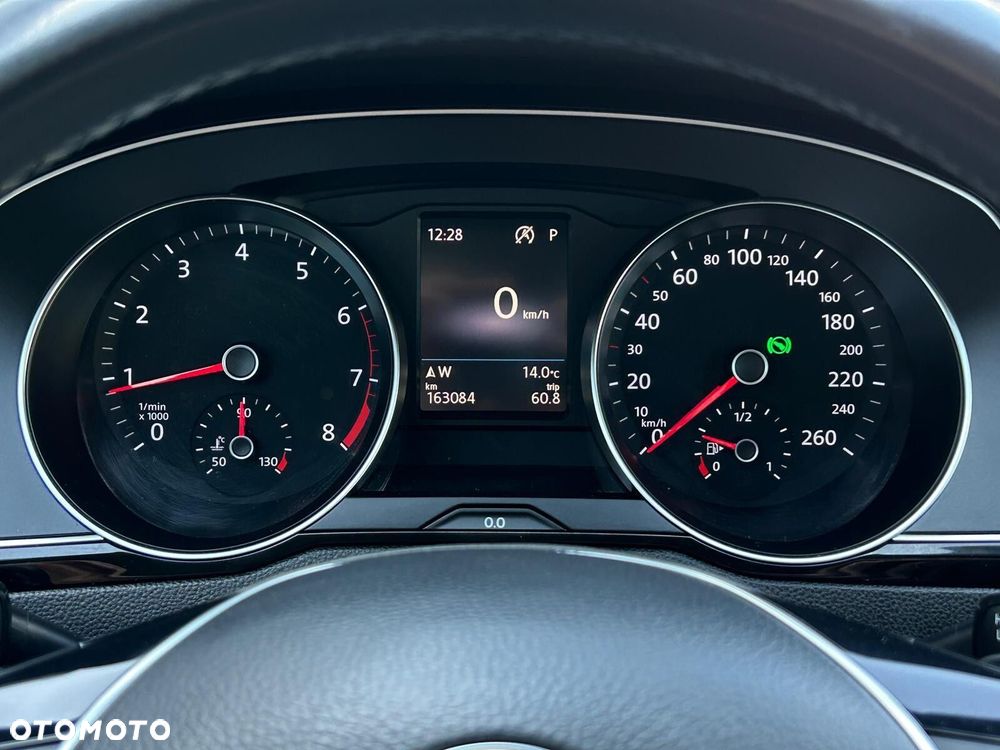 Volkswagen Passat 1.8 TSI BMT Comfortline DSG - 25