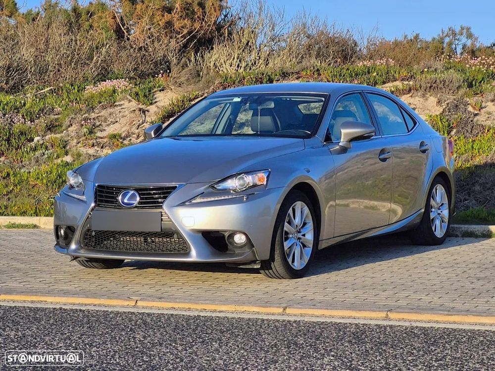 Lexus IS 300H Executive - 43