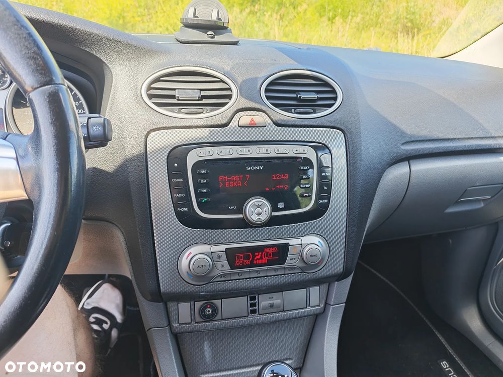 Ford Focus 2.0 Titanium - 3