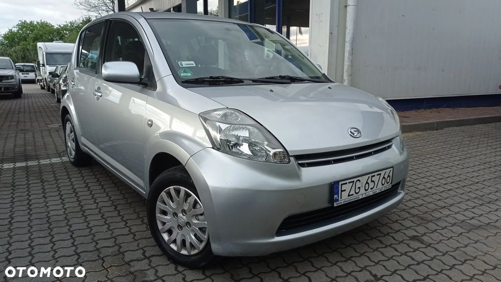 Daihatsu Sirion 1.3 - 28