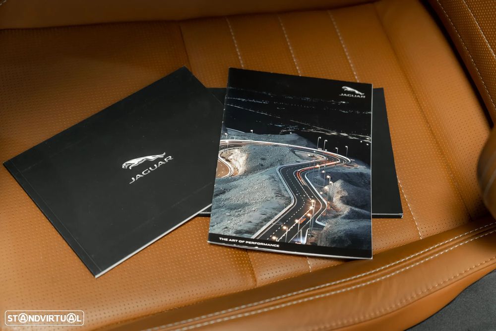 Jaguar F-Type 2.0 i4 R-Dynamic - 27
