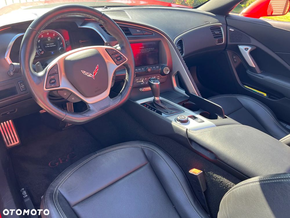 Chevrolet Corvette - 18