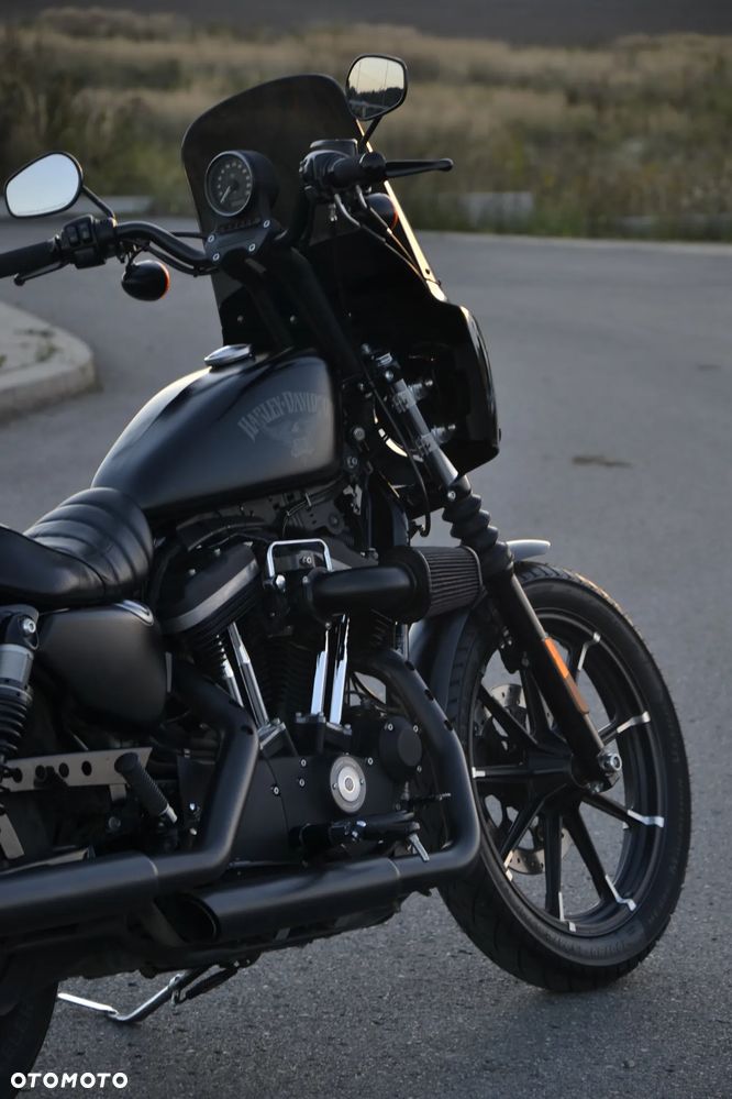 Harley-Davidson Sportster Iron 883 - 5