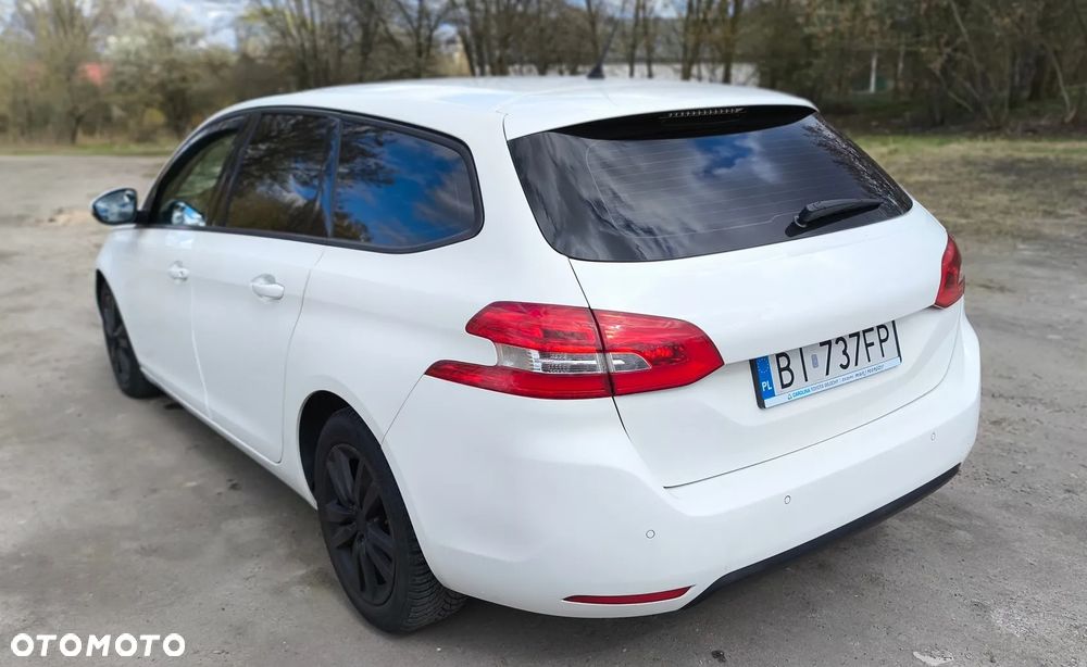 Peugeot 308 1.6 BlueHDi Active S&S EAT6 - 5