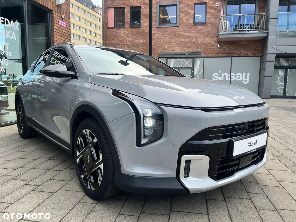 Kia XCeed 1.6 T-GDI Business Line DCT - 4
