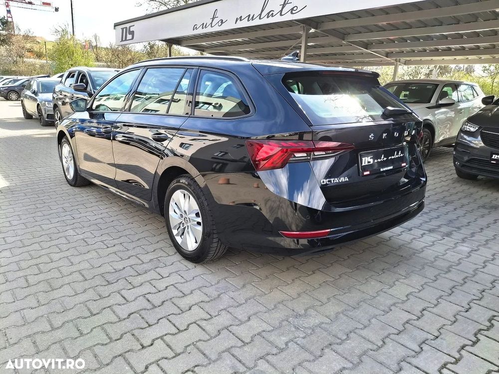 Skoda Octavia 2.0 TDI DSG Ambition - 4