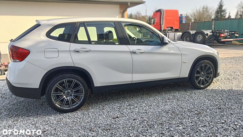 BMW X1 sDrive18i - 6