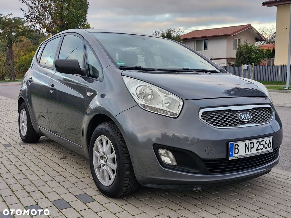 Kia Venga 1.4 CVVT Fifa World Cup Edition - 32